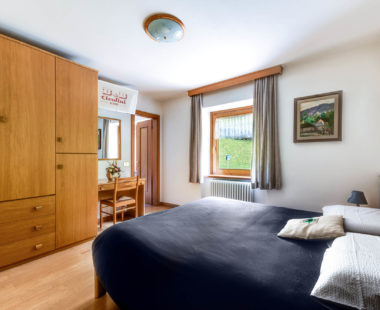 B&B